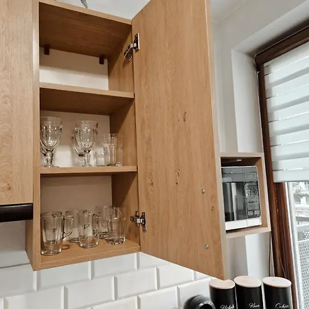 Terrace Centrum - Cozy Terrace, Free Parking, Netflix - Rail Station 850m * Vratislav