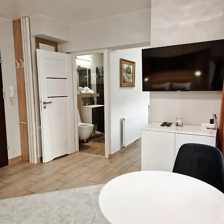 Terrace Centrum - Cozy Terrace, Free Parking, Netflix - Rail Station 850m *