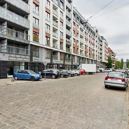 Terrace Centrum - Dworzec Glowny 850m * فروتسواف