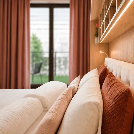 Terrace Centrum - Cozy Terrace, Free Parking, Netflix - Rail Station 850m Appartement