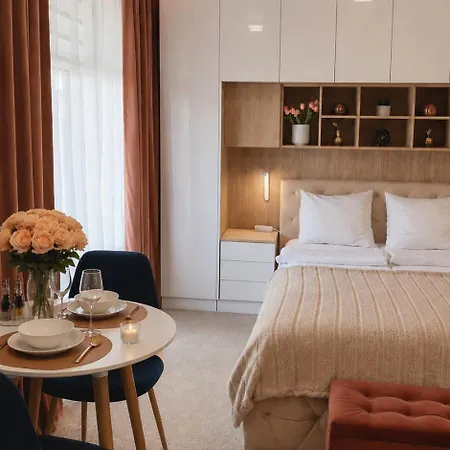Terrace Centrum - Cozy Terrace, Free Parking, Netflix - Rail Station 850m Appartement *