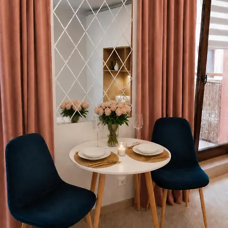 Appartement Terrace Centrum - Cozy Terrace, Free Parking, Netflix - Rail Station 850m *